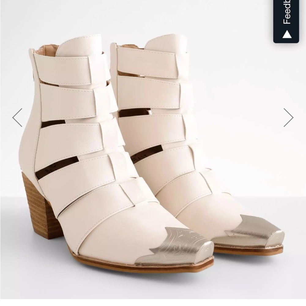Cream Dakota Western Bootie